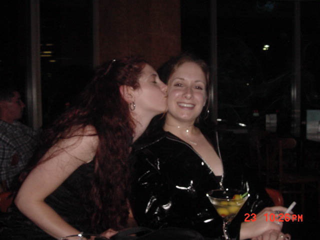 sarah_me_kissy
